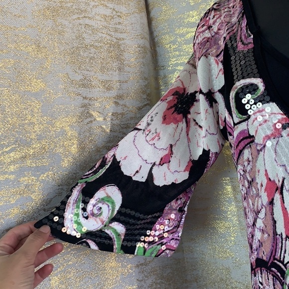 Bebe Pink/White Sequinned Floral Mini Length Dress Size S - Picture 6 of 13